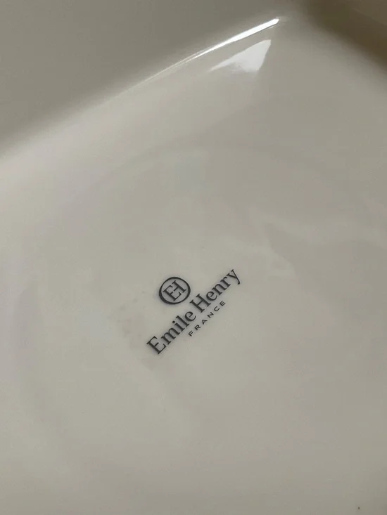 Emile Henry 🇫🇷 Rectangular Baking Dish - Picture 6 of 15